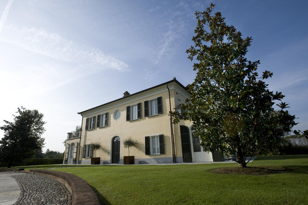 Relais 23 Hotel & Ristorante Castelnuovo Belbo Экстерьер фото