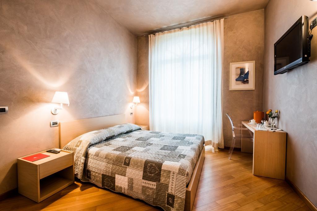 Relais 23 Hotel & Ristorante Castelnuovo Belbo Экстерьер фото